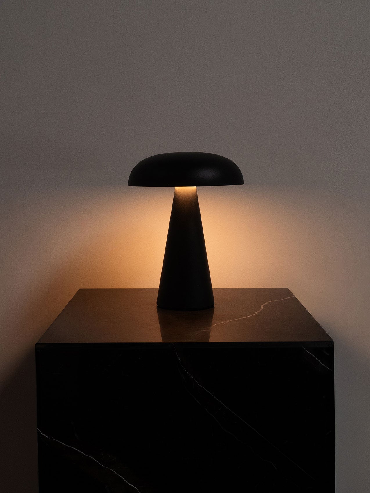 Reverie Portable Lamp